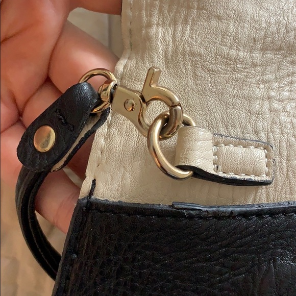 Black Crossbody/Satchel - Picture 6 of 7